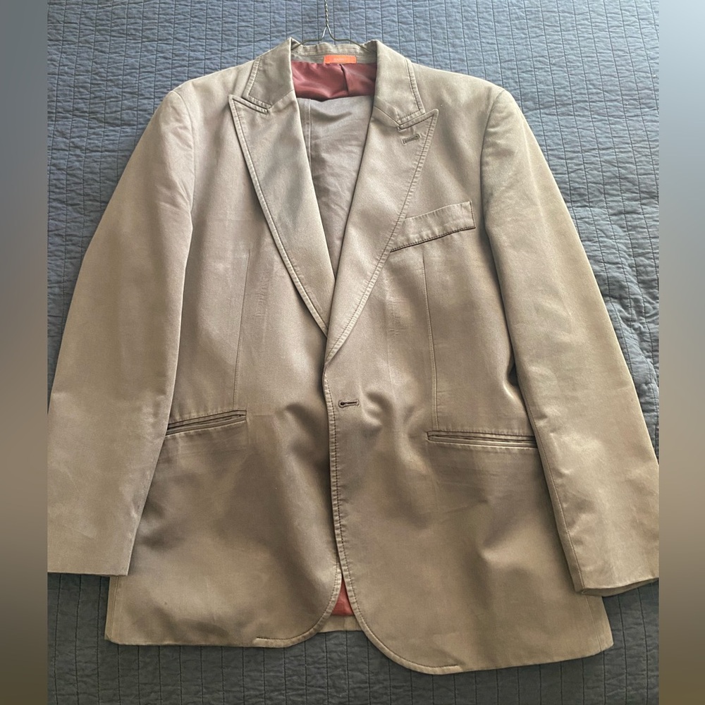 LIGHT BROWN BASSO SUIT